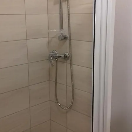 شقة Tiszafa